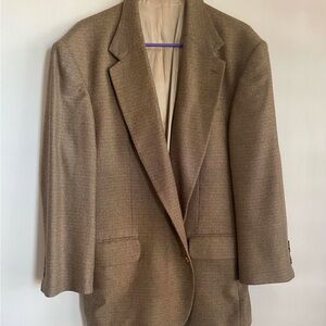 Oscar de la Renta Tan Sport Coat Classic Style